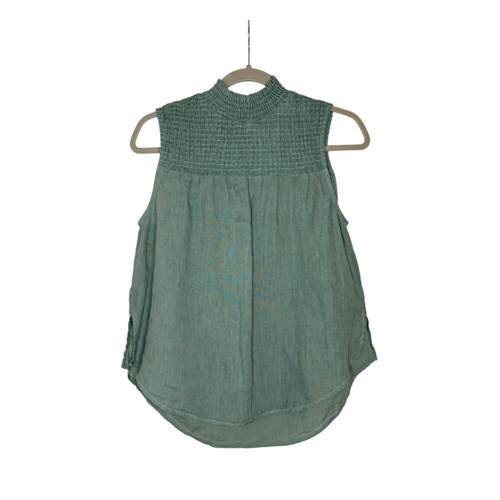 Evereve Cloth & Stone Smocked Linen Top in Jadestone Size Small NWT